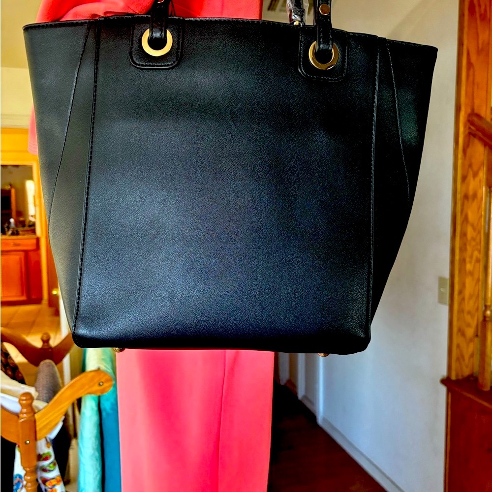 The Courtney Tote